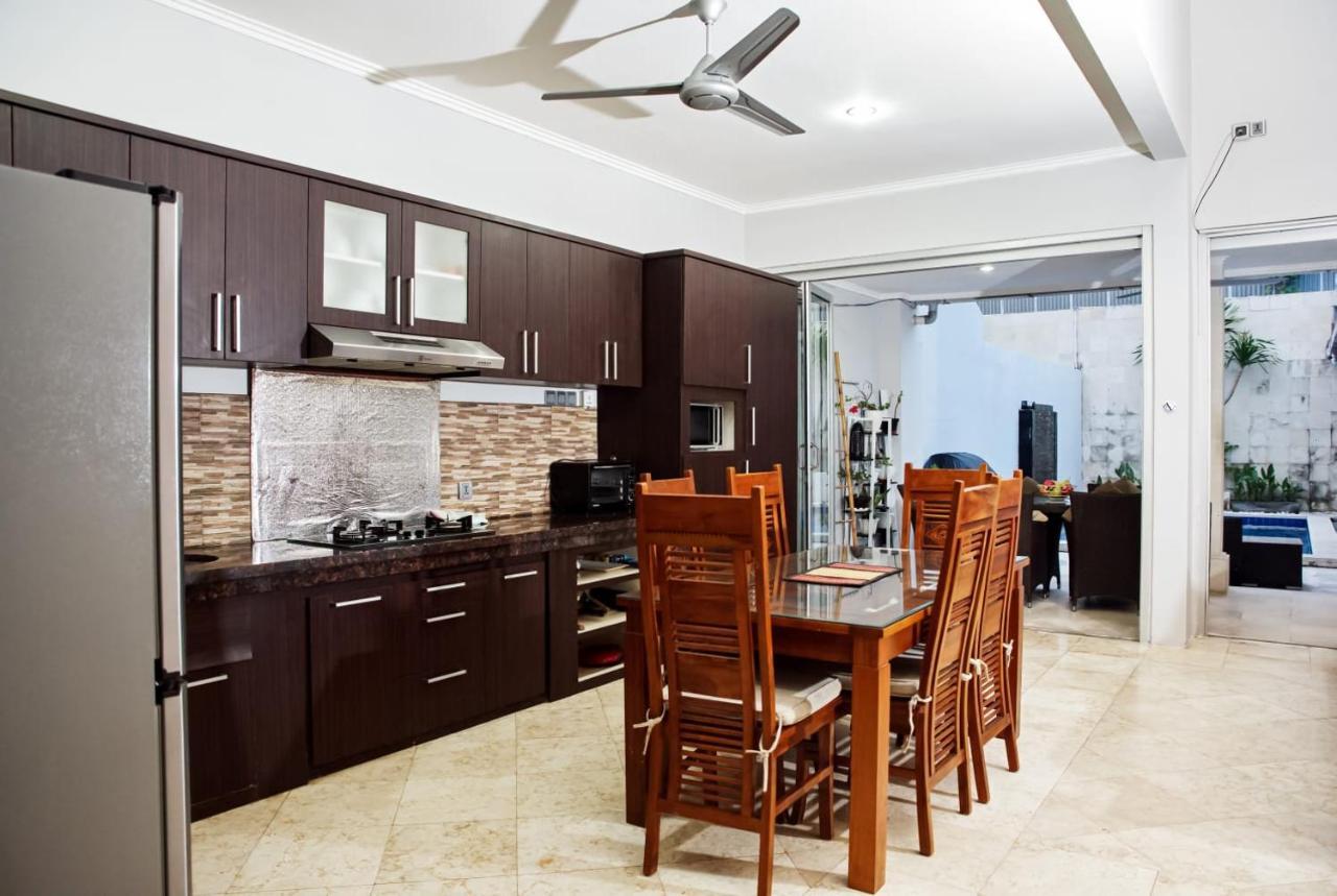 4 Bedroom Villa Kuta Regency B10 Zewnętrze zdjęcie
